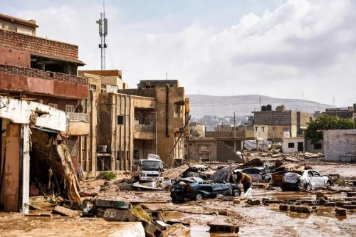 ليبيا المقسَّمة: تضارب الأرقام وتراشق التصريحات .. وتحقيق في انهيار السدود ..