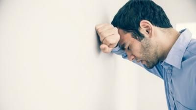 أخبار اليمن : لتجنب الكآبة والمشاعر السلبية.. ابتعد عن هؤلاء!