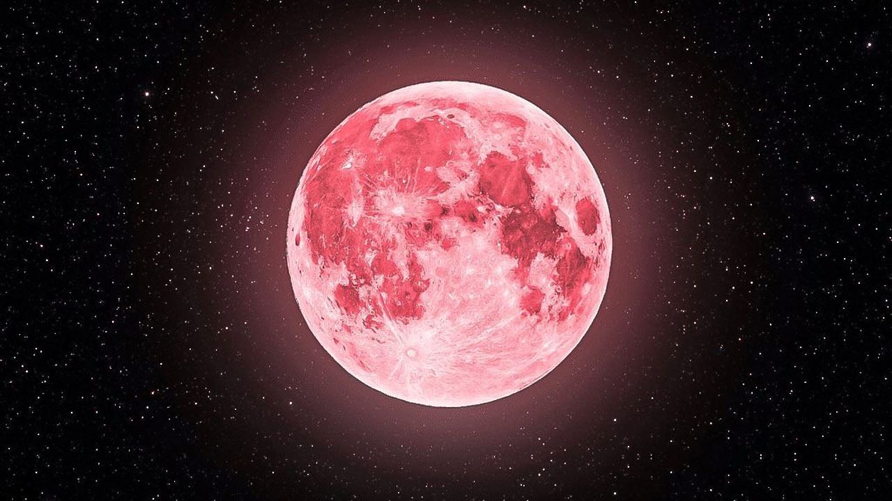 القمر الوردي الكبير يضيء السماء اليوم: أين وكيف...