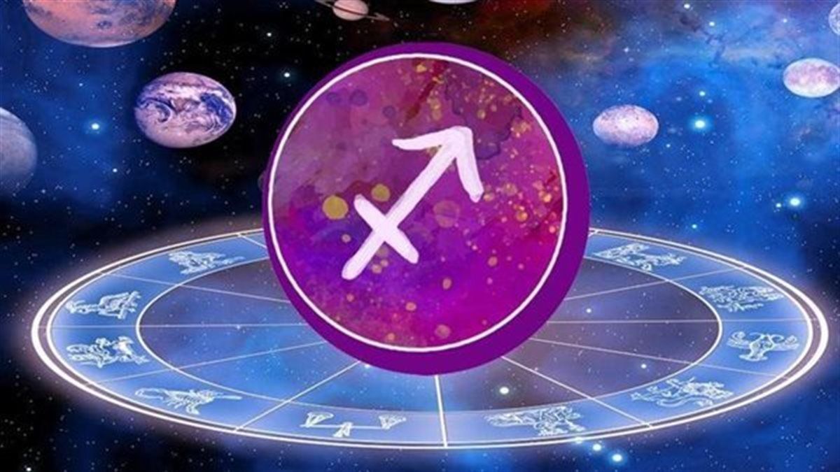 فرصتك لاتخاذ القرار.. حظك برج القوس اليوم الثلاثاء...