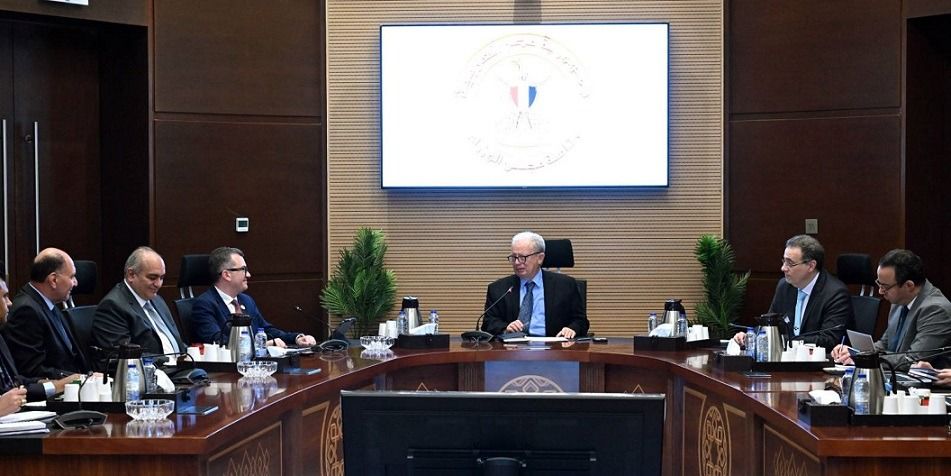 الحكومة تناقش مقترحات متعلقة بإعادة هيكلة بعض الجهات الإدارية
