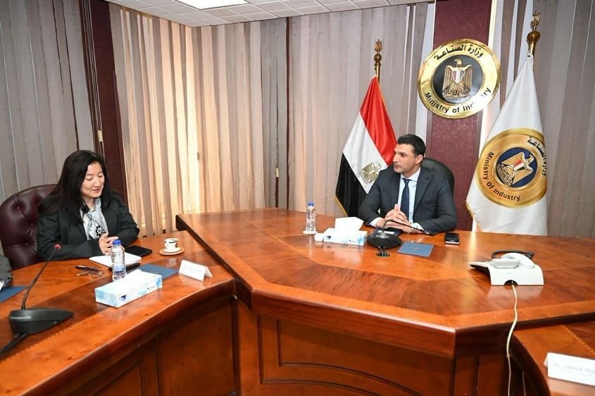 خالد هاشم: مبادرة شمس الصناعة تستهدف تنفيذ محطات طاقة شمسية بقدرة 1000 ميجاوات