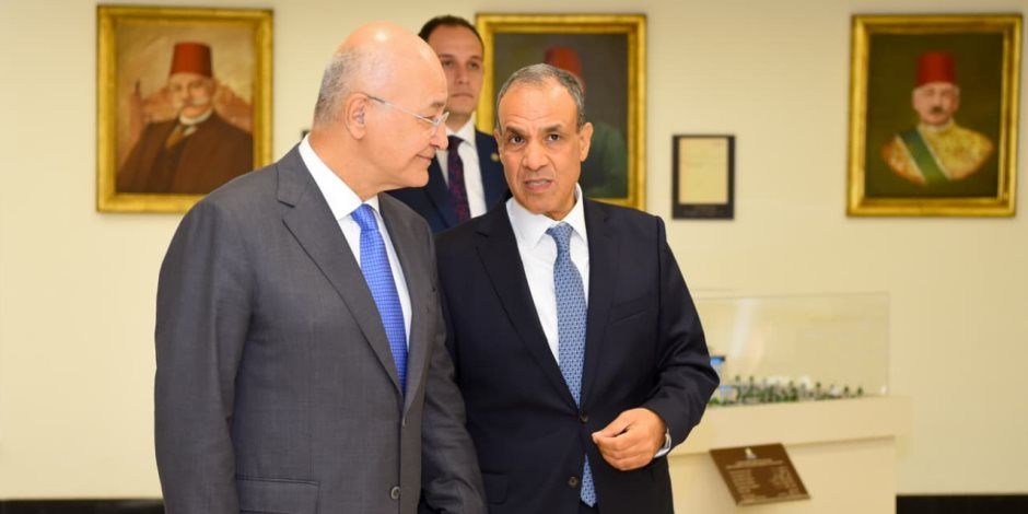 وزير الخارجية يبحث مع مفوض الأمم المتحدة لشؤون اللاجئين تعزيز التعاون ويؤكد: قانون اللجوء خطوة تاريخية لتنظيم المنظومة الوطنية