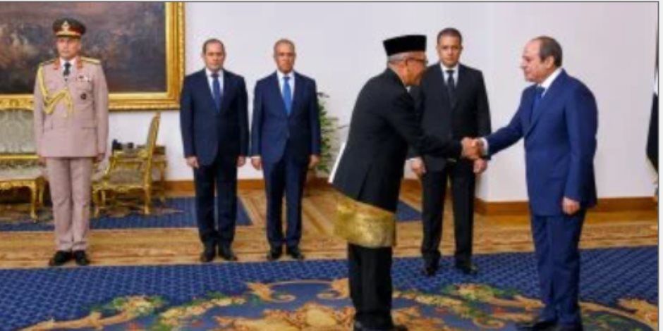 سفير إندونيسيا يقدم أوراق اعتماده للرئيس السيسى ويتعهد بمواصلة تعزيز العلاقات