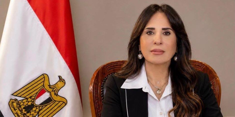 وزيرة الإسكان تستعرض نتائج قرعة تخصيص قطع الأراضي المطروحة ببرنامج الشراكة مع المطورين العقاريين من القطاع الخاص
