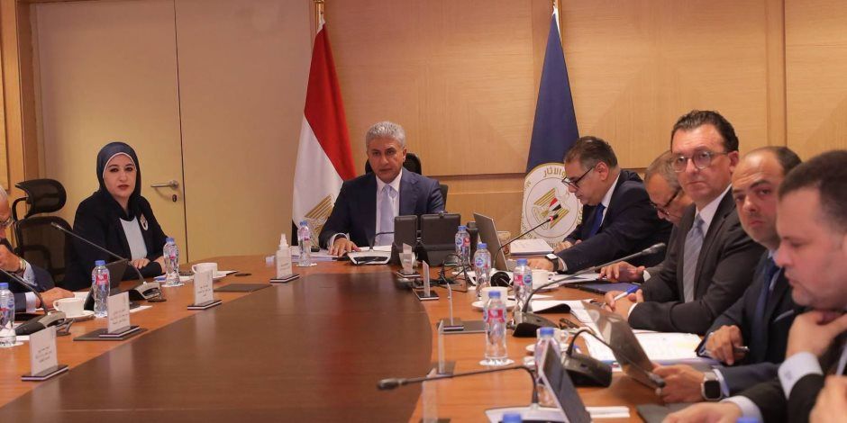 وزير السياحة والآثار يترأس اجتماع مجلس إدارة الهيئة المصرية العامة للتنشيط السياحي