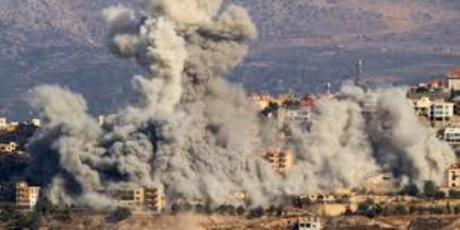 القاهرة الإخبارية: طيران الاحتلال يشن غارات عنيفة على بلدة المنصورى جنوبى لبنان
