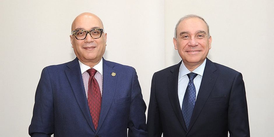 الهيئة العامة للاستعلامات ومجلتا «السياسة الدولية» و«الديمقراطية» بمؤسسة الأهرام توقعان بروتوكول تعاون لتعزيز التنسيق الإعلامي والمعرفي