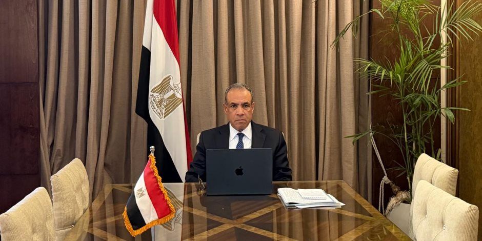 وزير الخارجية يستقبل وفدًا من منظمة كنائس من أجل السلام فى الشرق الأوسط