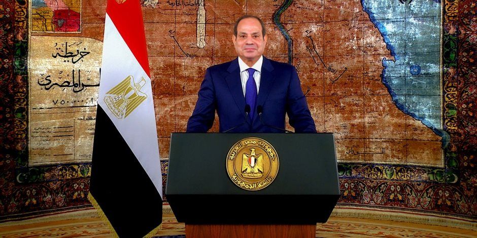 الرئيس السيسي: هناك فوضى في وسائل التواصل الاجتماعي والوعي الشعبي يحسم مواجهة التحديات