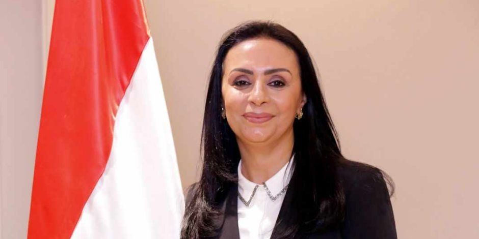 وزيرة التضامن تتحرك لمساندة مصابي حادث أتوبيس جنوب سيناء وتنعى الضحايا
