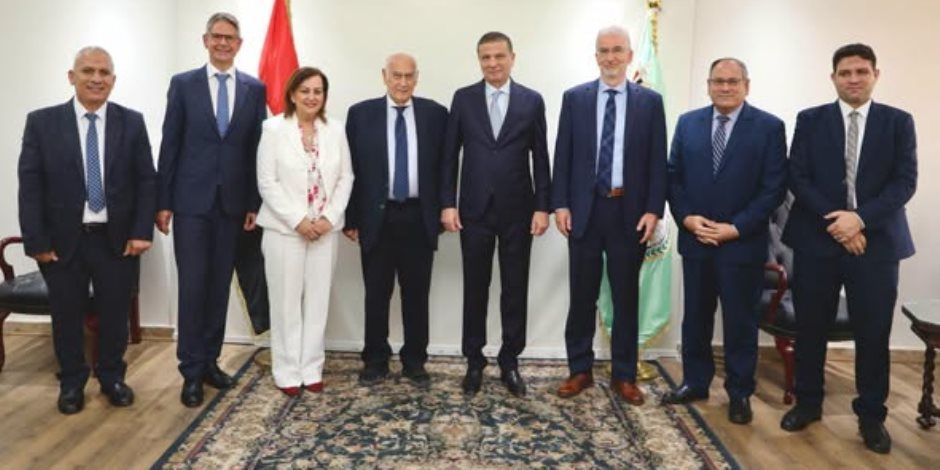 وزير الزراعة يبحث مع وفد ألماني تطوير الزراعة العمودية للقمح باستخدام التكنولوجيا الحديثة