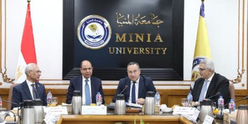 وزير التعليم العالي يترأس اجتماع المجلس الأعلى للجامعات بجامعة المنيا