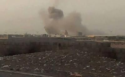 أخبار اليمن : العدو السعودي يشن 8 غارات على عمران وباب المندب