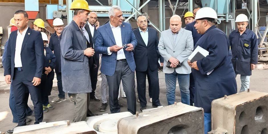 وزير الدولة للإنتاج الحربي يتابع كفاءة التشغيل ومعدلات الإنتاج بشركة حلوان للمسبوكات