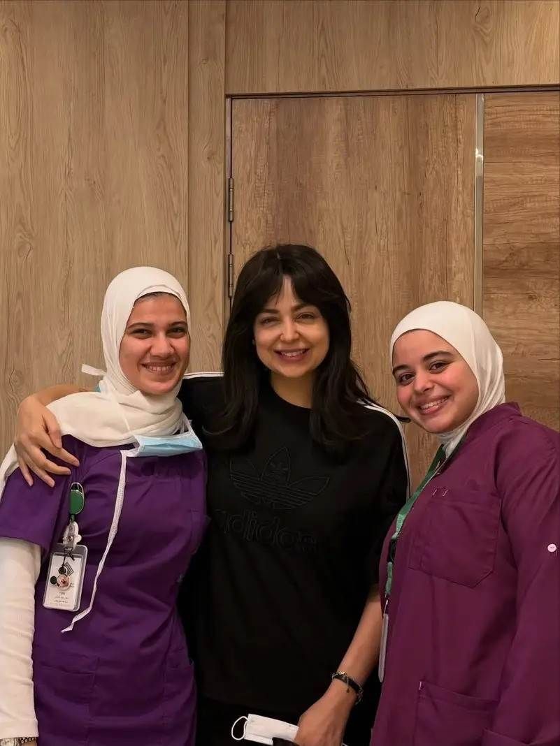 ظهور الفنانة هبة مجدي مع طاقمها الطبي من داخل المستشفى بمناسبة شهر التوعية ضد مرض سرطان الثدي نشرت الفنانة المصرية هبة مجدي صورا لها داخل المستشفى مع طاقمها الطبي إقرأ المزيد