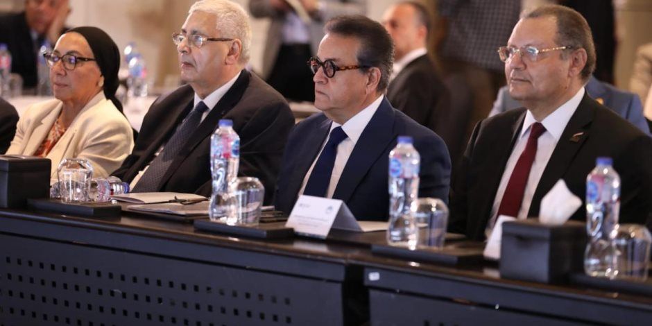 وزير الصحة: مصر أحدثت طفرة مؤسسية في ترسيخ ثقافة سلامة المريض وحماية الفريق الطبي