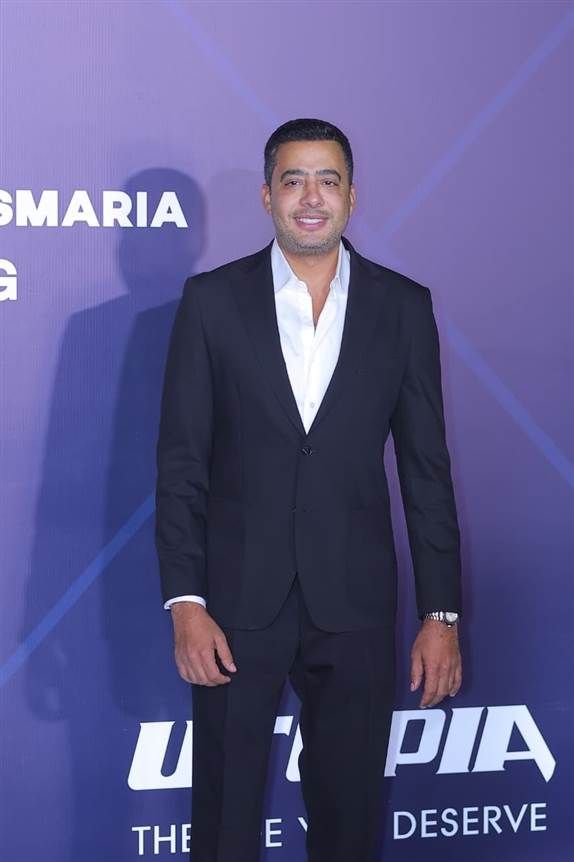 النجوم يتألقون في حفل جوائز The best أقيم مساء الإثنين 26 أكتوبر حفل توزيع جوائز The best تحت سفح الأهرمات.حضر الحفل عدد كبير من نجوم الفن والإعلا إقرأ المزيد