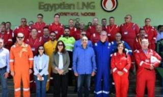 رئيس الوزراء يتفقد مجمع إدكو للغاز الطبيعى المسال