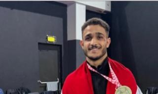 مصطفى حسين يتوج بذهبية بطولة العالم للمصارعة بأمريكا بعد التغلب على لاعب المجر